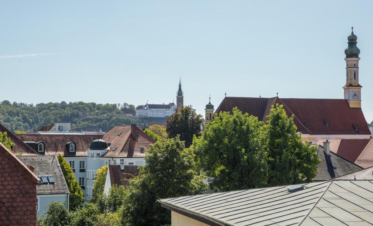 Simones Hotel Fuerstenhof ランツフート エクステリア 写真