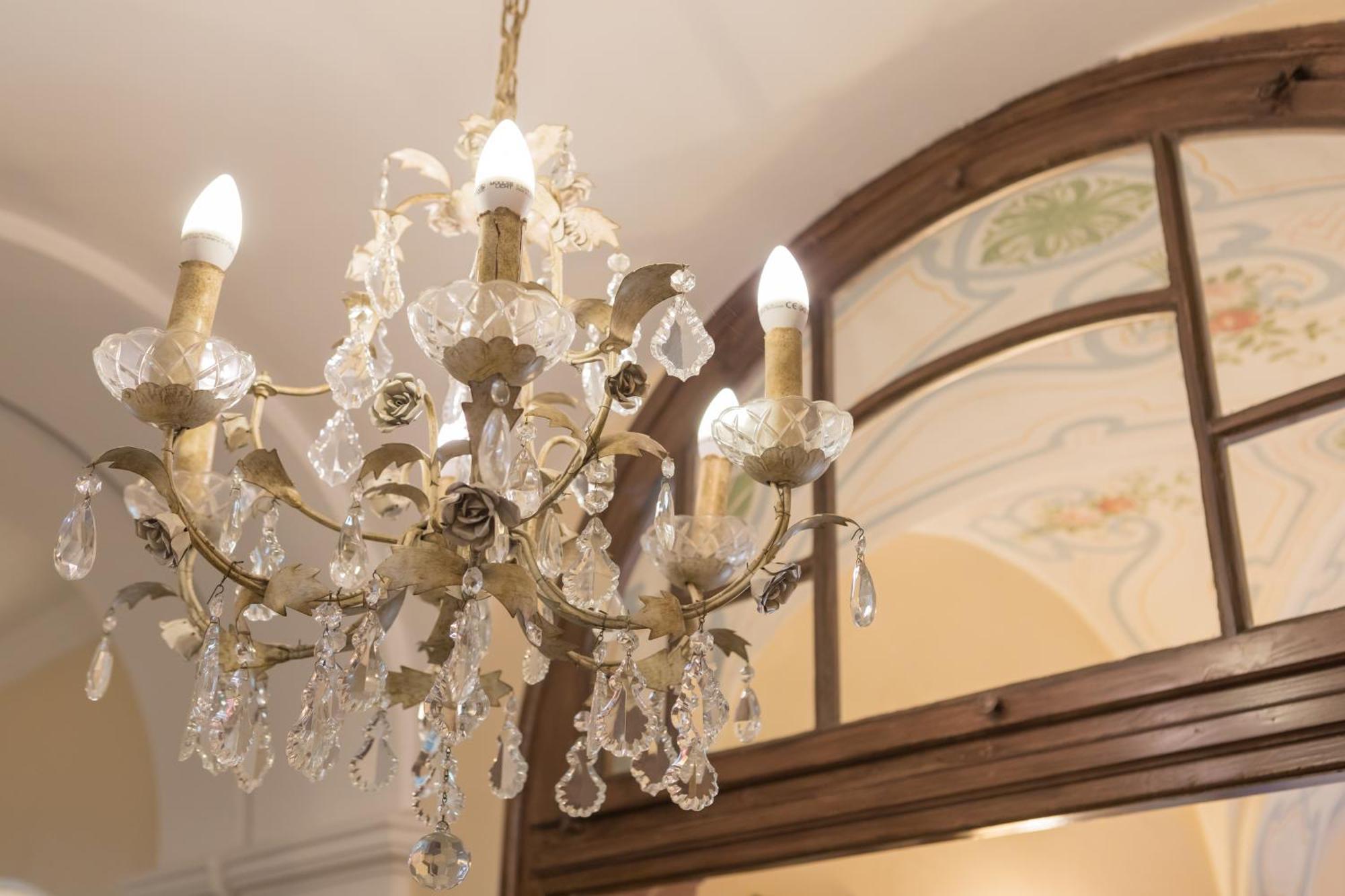 Simones Hotel Fuerstenhof ランツフート エクステリア 写真