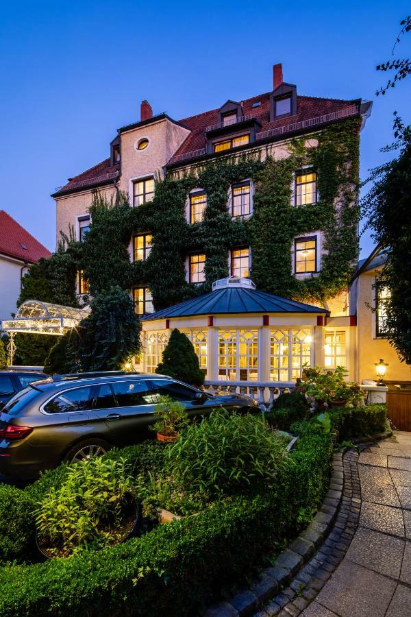 Romantik Hotel Fuerstenhof ランツフート エクステリア 写真